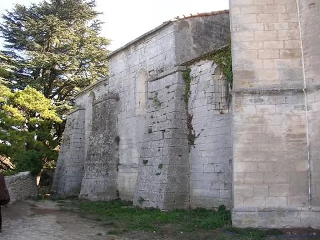 Chapelle catholique relique Saint-Louis de Guémy