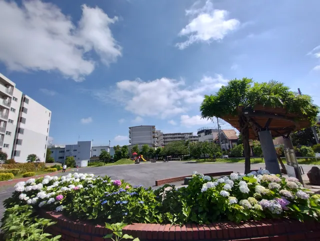 Higashifuruichiba Central Park