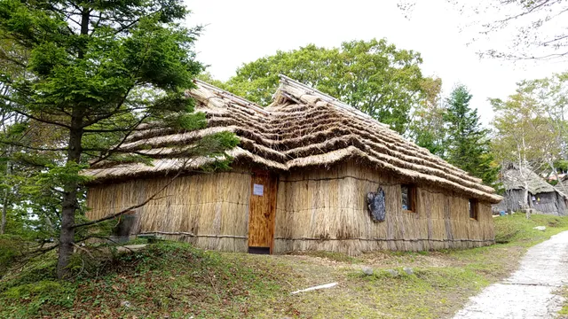 Yukar no Sato (Ainu village)