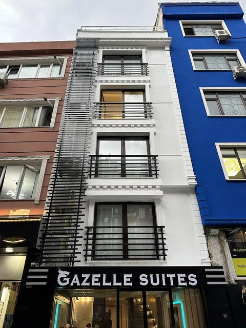 Gazelle Suites