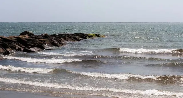 Roger Wheeler State Beach