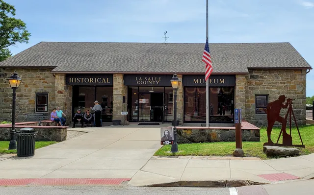 La Salle County Historical Society