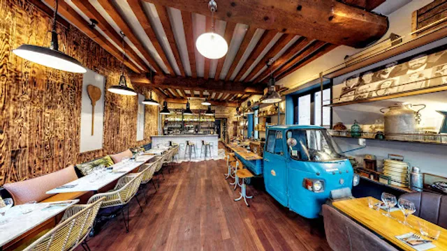 Gabriella - Le Clan des Mamma, Pizzas & Cocktails - Lyon