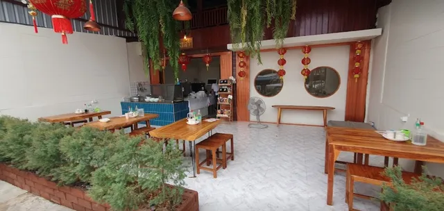 กล้า ก๋วยจั๊บ ต้มเลือดหมู (KHA KWAY CHAP)