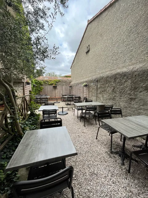 Le Jardin Du Carcasses