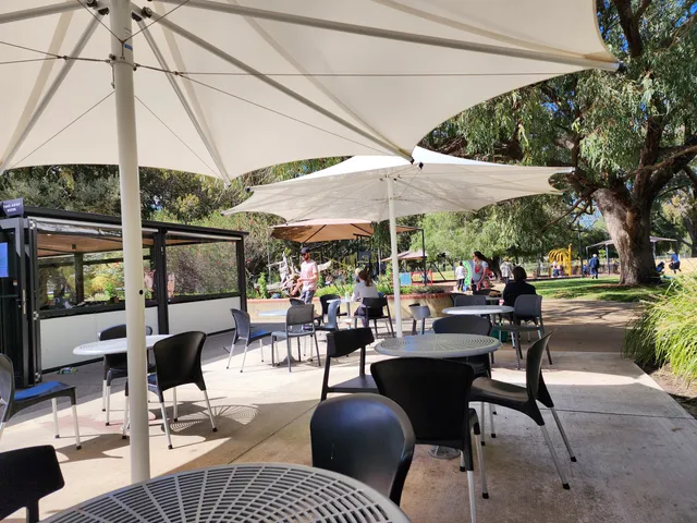 Sticky Beaks Playground Cafe