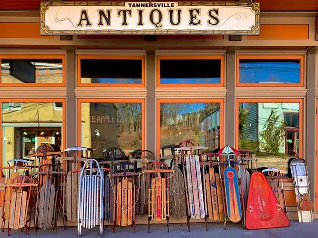 Tannersville Antique & Artisan Center