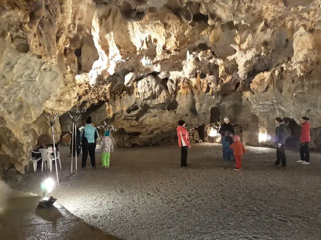 Císařská jeskyně