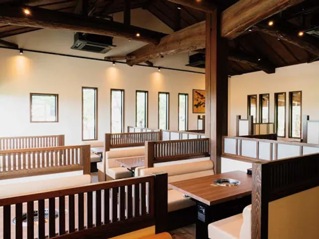 創作料理 更紗 （さらさ）