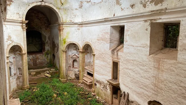 Mosteiro de Nossa Senhora do Castelo das Covas (ruínas) de Monfurado