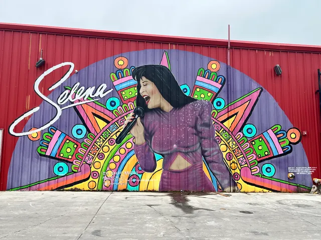 Selena Quintanilla Mural