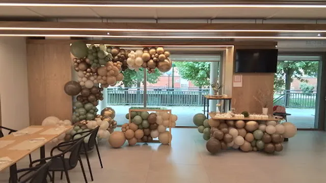 Cafetería Restaurante Pintor Miró