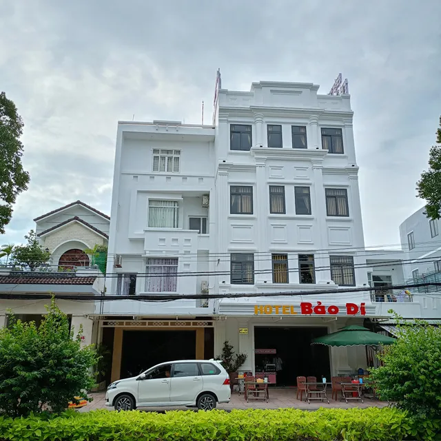 Khách sạn Bảo Di