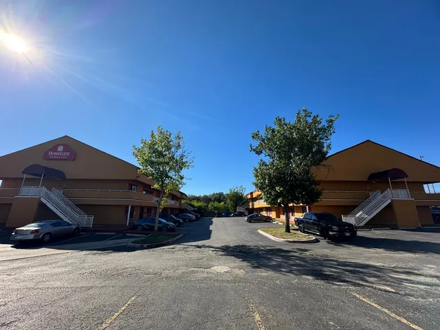 Homegate Studios & Suites