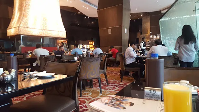 PONDICHÉRY CAFÉ - ALL-DAY DINING