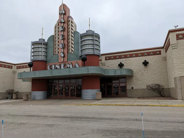 Marcus Bay Park Cinema