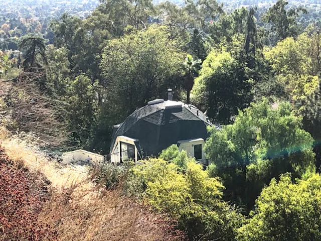 Altadena Crest Trail Tanoble Trailhead