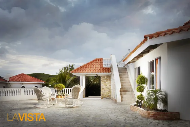 La Vista Villa