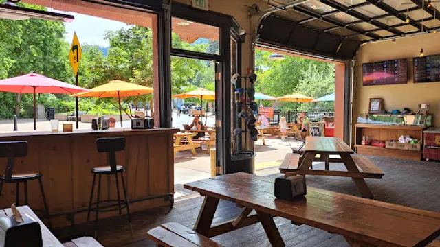 Skout Taphouse & Provisions