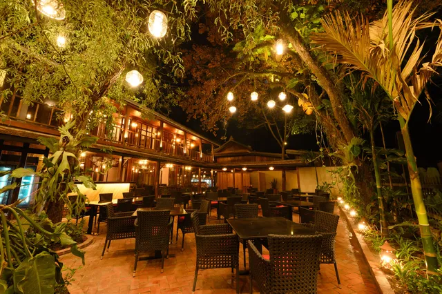 Seendard by Lao Derm - Luang Prabang ຊີ້ນດາດ ລາວເດີມ ຫຼວງພະບາງ