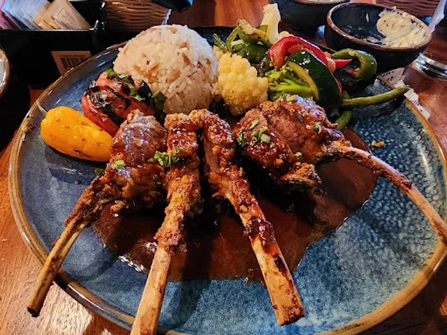 Meze Moon Mediterranean Cuisine