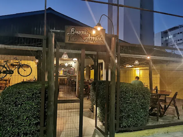 Buoni Amici à lenha