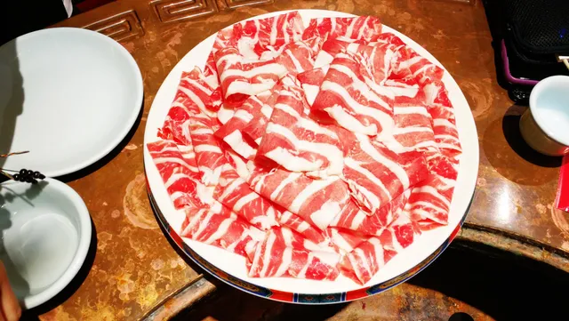 Old Beijing Tong Guoshuarou