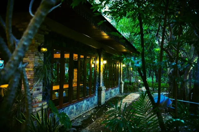 Pingview Villa Resort