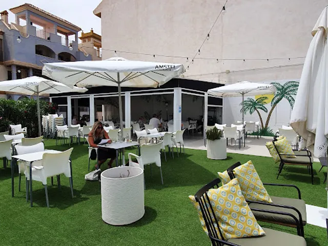 Campbell's Bar & Restaurant