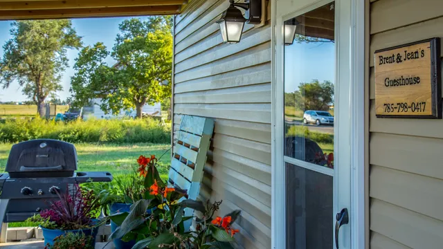 Brent & Jean's Guest House