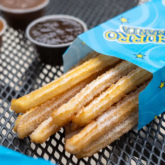 Churro Mania Huerfanos