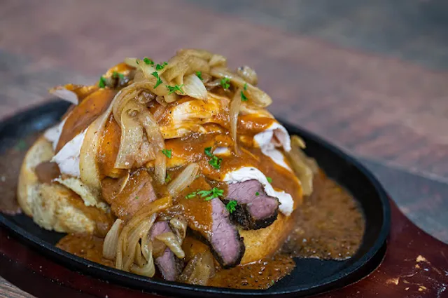 The Club Deli & Grill