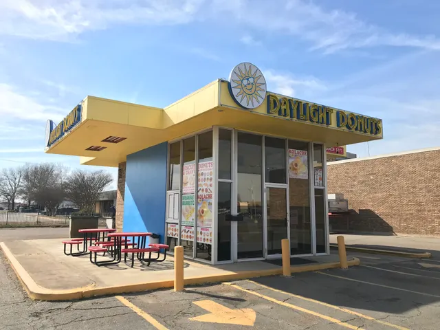 Daylight Donuts