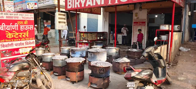 Aurangabad Biryani House