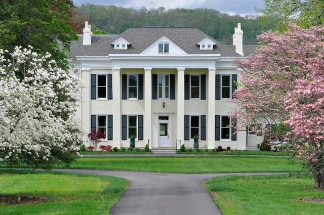 Riverside Inn Bed, Breakfast, Venue & Events