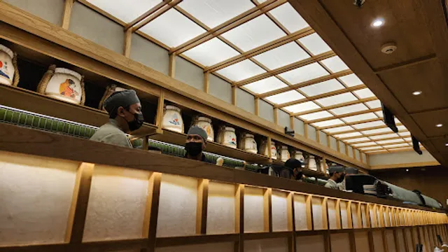 Gion The Sushi Bar Lotte