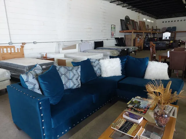 Courtesy Discount Furniture, Appliances and Mobile Homes