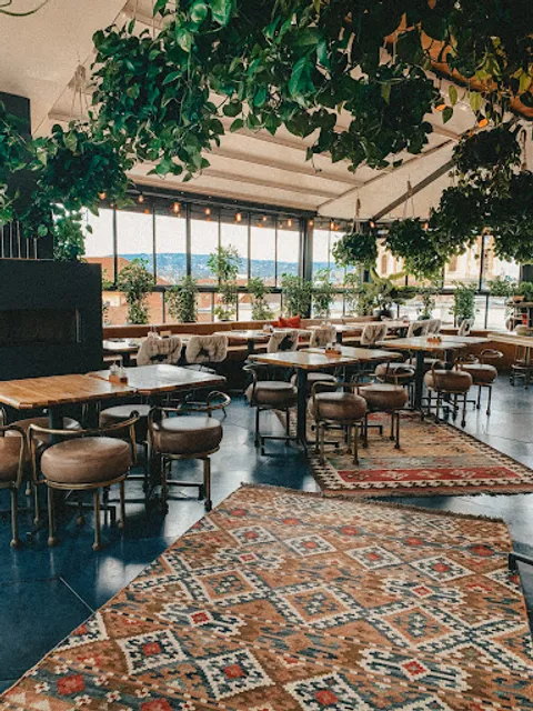 SOLID Rooftop Brunch Restaurant