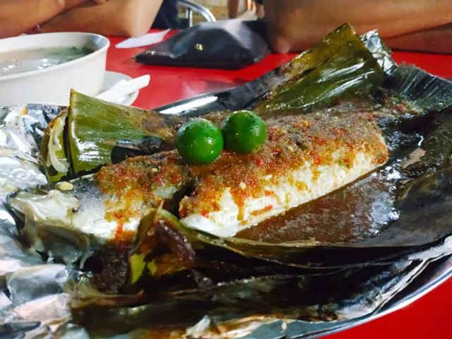 Samudra Ikan Bakar Hj Fared Bin Hj Masrom