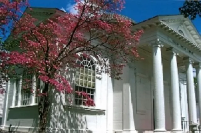 Hollis Social Library