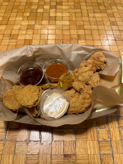 The Pub at Overcup Oak