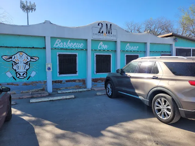2M Smokehouse