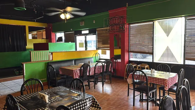 DaKrown - Afro-Caribbean Restaurant