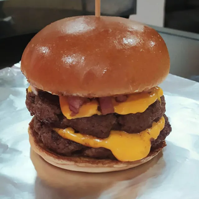 Owl's Burger - Delivery