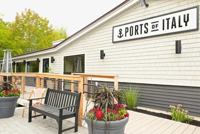 Ports of Italy, Rockport