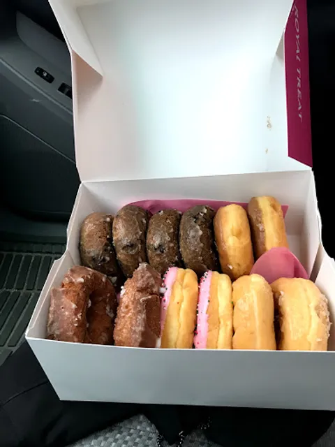 River Oaks Donuts