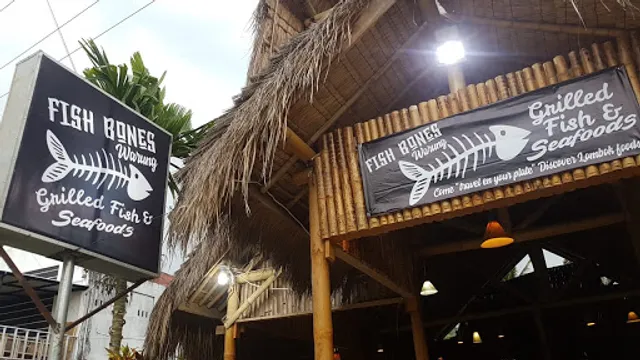 Fish Bones Warung