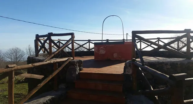 Agriturismo Feudo Magazzeni Etna Hotel Sant'Alfio, b&b Ristorante Sant'Alfio Dormire a Sant'alfio