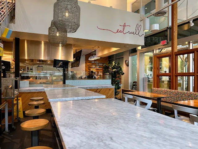 Modern Market Eatery - Frost Tower