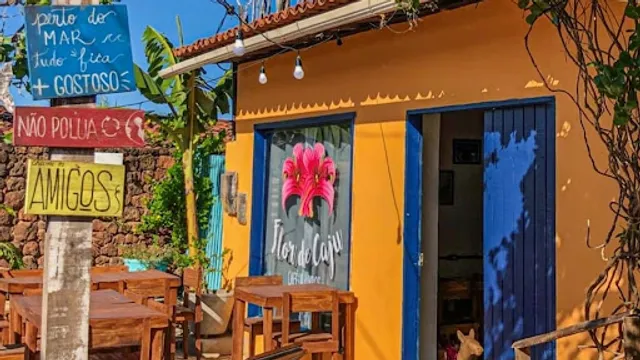 Flor de Caju Café & Livros